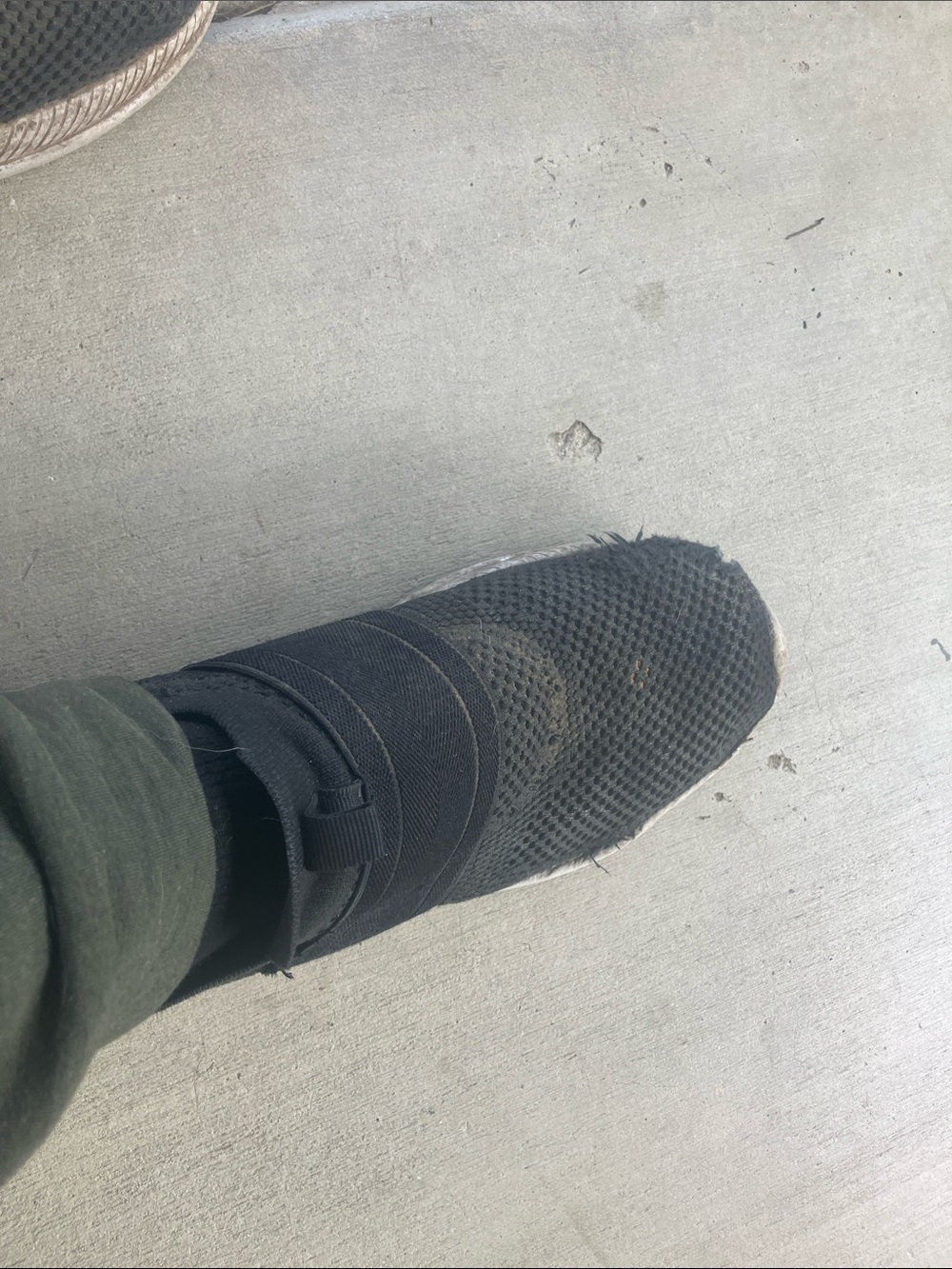 Men's Black Slip-On Knit Sneaker with Elastic Strap